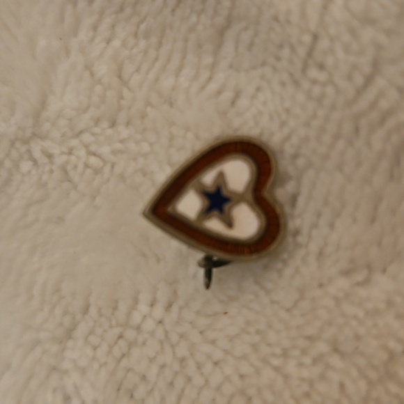Vintage WWII 1940s Sterling Enamel Sweetheart Pin - Picture 3 of 4